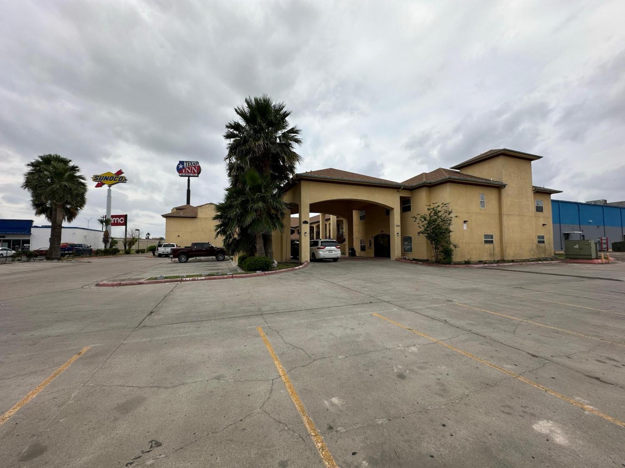 Texas Inn&Suites Edinburg Exterior foto